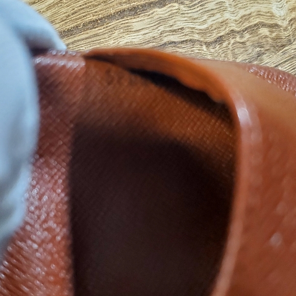 Louis Vuitton PM Monogram Agenda/passport Holder - Picture 10 of 14